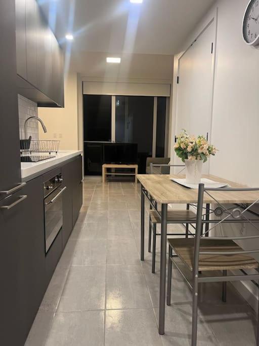Apartment Luxury In Downtown *