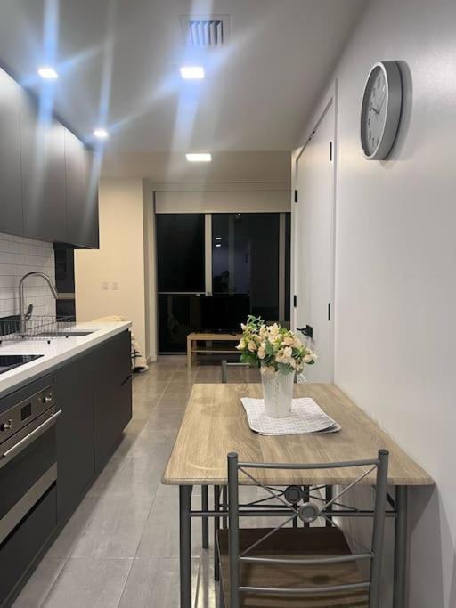 Luxury In Downtown Apartment